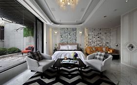 Ease Motel Taichung